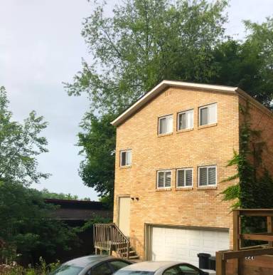 Main picture of 523 Windsor Ave