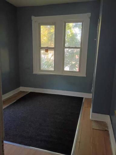 Main picture of 3115 Custer St