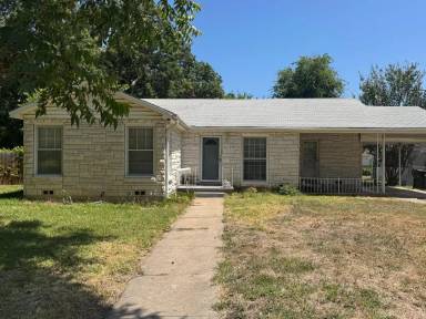 Main picture of 3515 E Brookview Dr