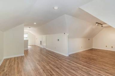 Main picture of 3508 Robin Rd