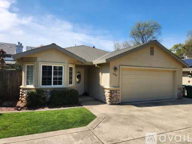Main picture of 2583 Greenwood Ln