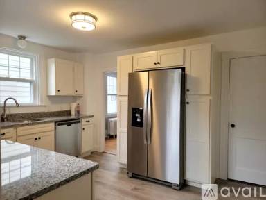 Main picture of 44 Bedlow Ave