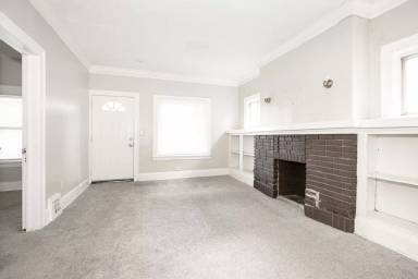 Main picture of 11623 Gay Ave