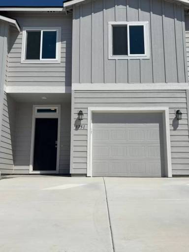 Main picture of 3751 S Roosevelt Pl
