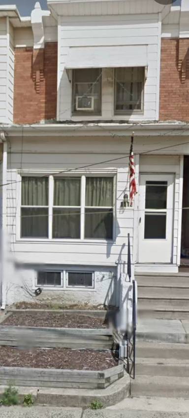 Main picture of 1112 E 11th St