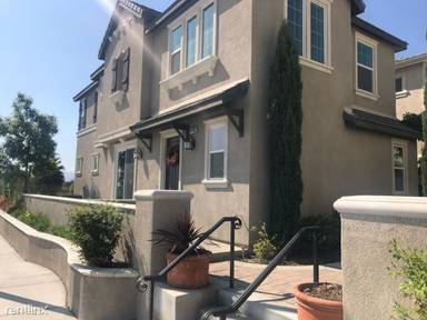 Main picture of 6160 Snapdragon St