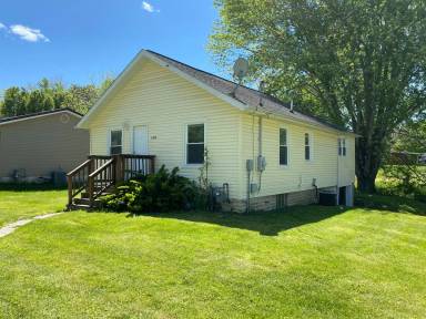 Main picture of 7470 S Old State Road 37