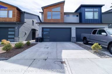 Main picture of 4309 NE 87th St