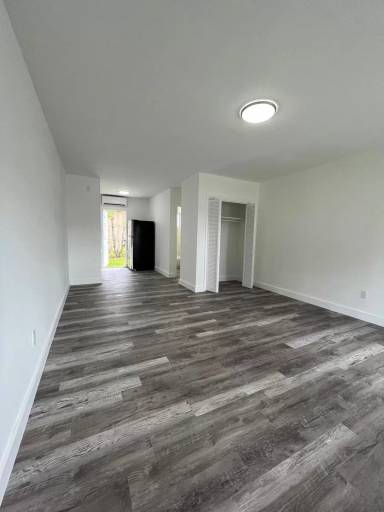 Main picture of 1910 NW 29th St