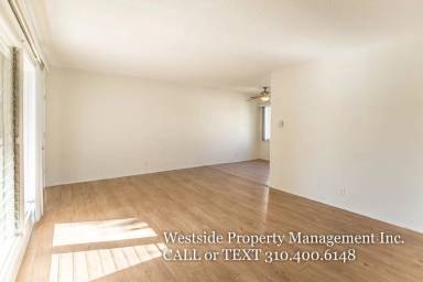 Main picture of 1555 S Hayworth Ave