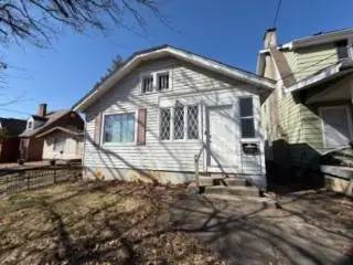 Main picture of 1815 N Sheridan Rd