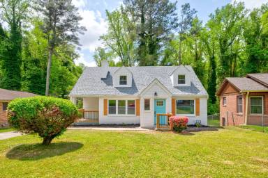 Main picture of 1526 Mayflower Ave SW