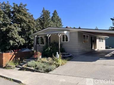 Main picture of 3505 E Ben Burr Blvd