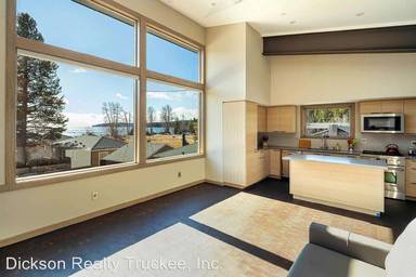 Main picture of 6630 N Lake Blvd