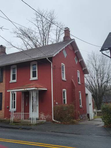 Main picture of 355 Boyd St