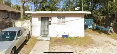 Main picture of 1409 E 24th St