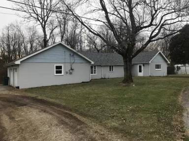 Main picture of 821 Locust Dr
