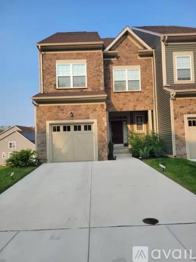 Main picture of 246 Grove View Dr