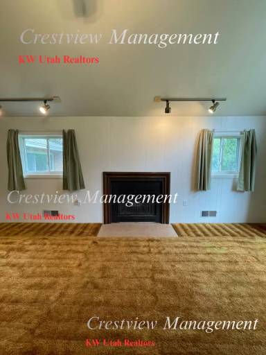 Main picture of 2225 E Fardown Ave