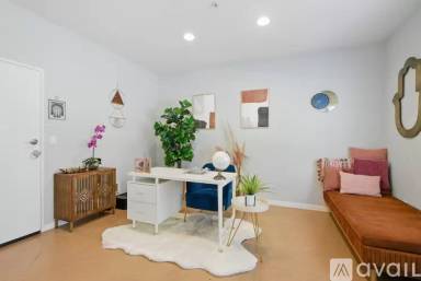 Main picture of 706 Zephyr Dr