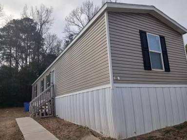 Main picture of 1841 Blake St