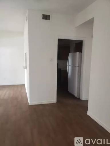 Main picture of 3621 W Northgate Dr