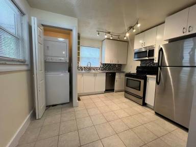 Main picture of 2414 Patterson St