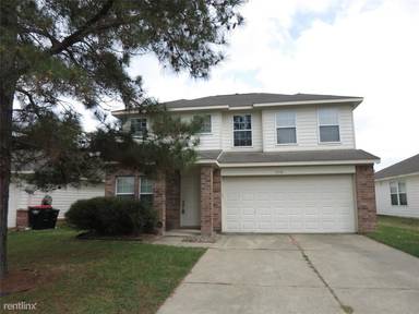 Main picture of 7718 American Holly Ct