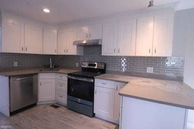 Main picture of 77 Linden Street Apartments