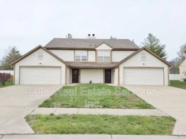 Main picture of 605 NE Swann Cir