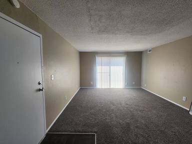 Main picture of 1035 S Brookside Ave