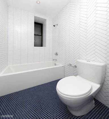 Main picture of 1377 Lexington Ave