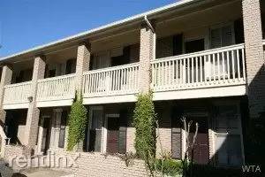 Main picture of 1901 S Lamar Blvd