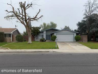Main picture of 3404 S Half Moon Dr