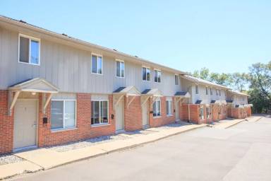 Main picture of 3409 W Michigan Ave