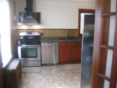 Main picture of 280 Easton St
