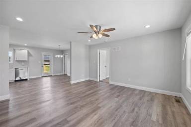 Main picture of 540 Deluth Ct