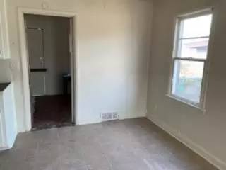 Main picture of 3209 N Lindsay Ave