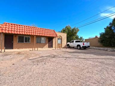 Main picture of 1243 Plain St