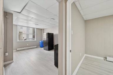 Main picture of 2110 Orthodox St