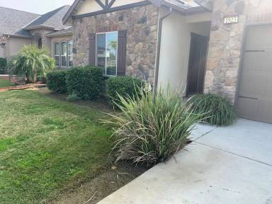 Main picture of 1923 W Humboldt Dr