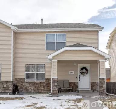 Main picture of 5005 Sunny Ridge Ln