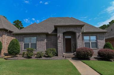 Main picture of 9408 Covenant Ln
