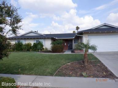 Main picture of 7559 Leucite Ave