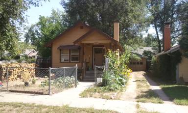 Main picture of 431 Custer Ave
