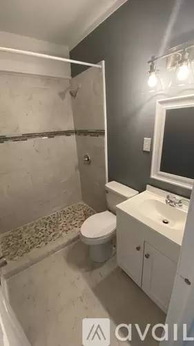 Main picture of 523 S Chatham Ave