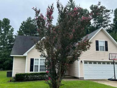 Main picture of 120 Overton Rd