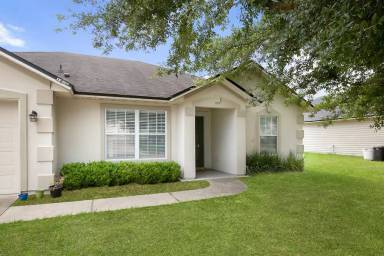 Main picture of Summit Oaks Drive West
