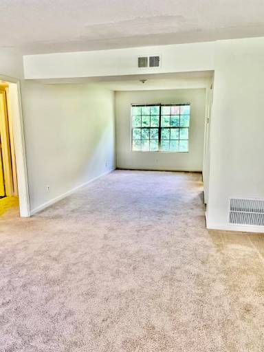 Main picture of 2517 Hydraulic Rd