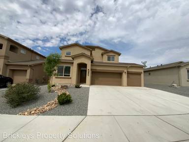 Main picture of 1165 Fascination St NE